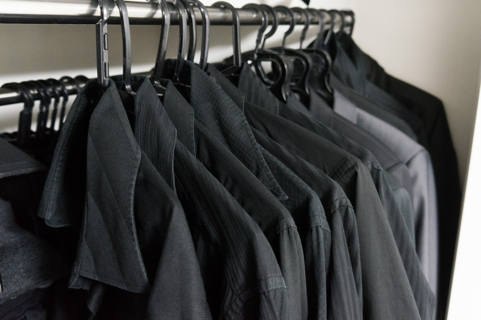 クローゼットの一角