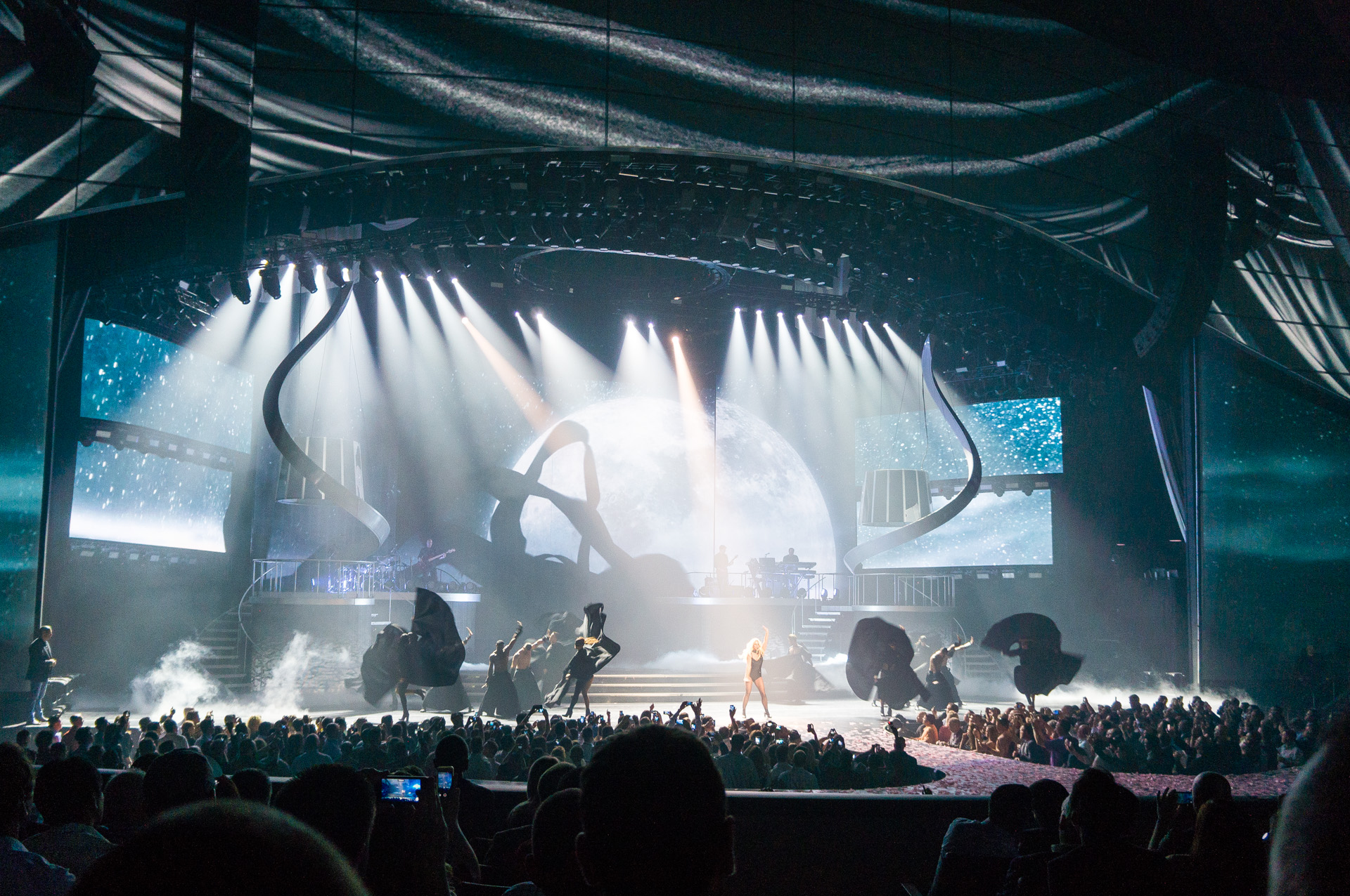 Featured image of post ブリトニー・スピアーズさんの定期公演、Peace of Me に行ってきた