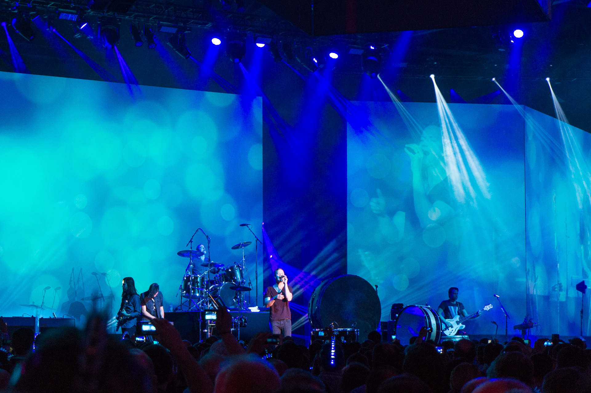 見えにくいけどドラムだらけ