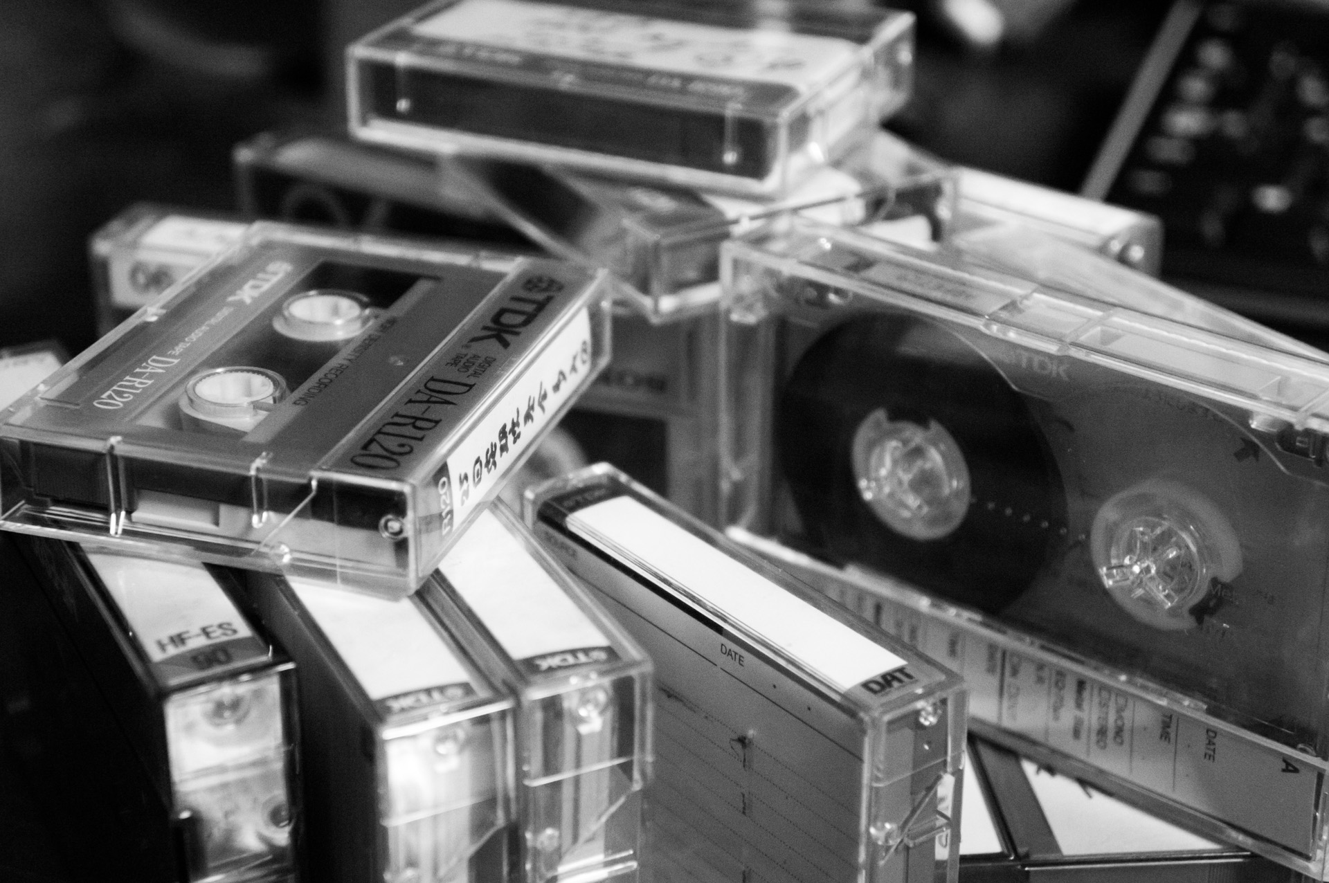 Featured image of post 部活の古い録音、レガシィな記録媒体のお話